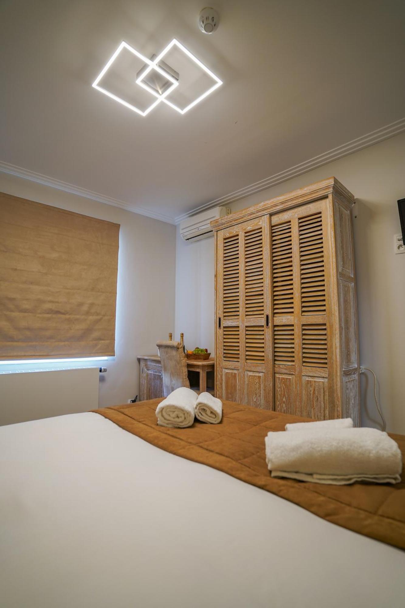 Hotel Au Comte De Mercy Oupeye Habitación foto